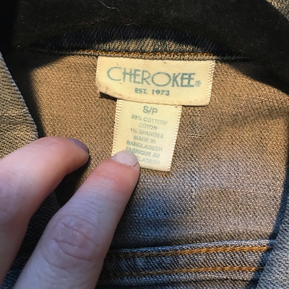 Jean Jacket - Picture 2 of 6